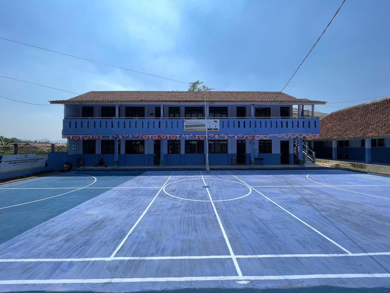 Gedung Sekolah SMP Islam Al-Badariyah Kabupaten Bogor